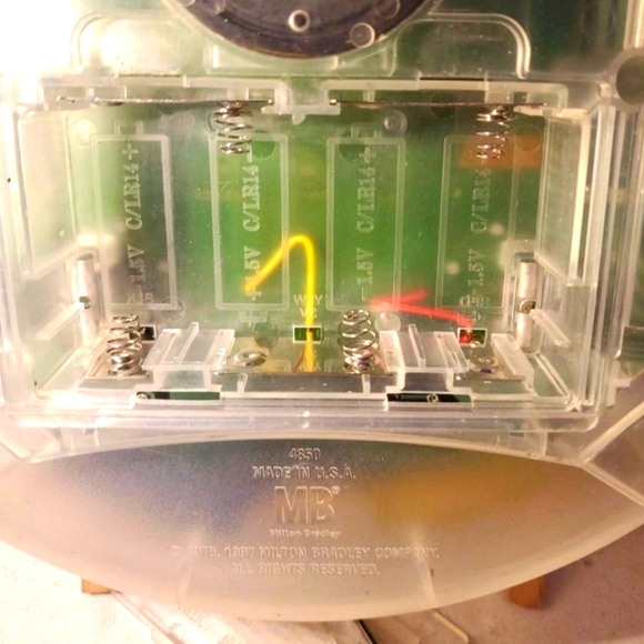 1997 Vintage SIMON SAYS Memory Game/Toy by Milton Bradley #4850 WORKS - Picture 4 of 5